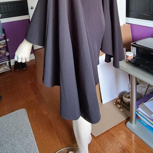 Gothic Flare Sleeve Mini Dress - Picture 5 of 5